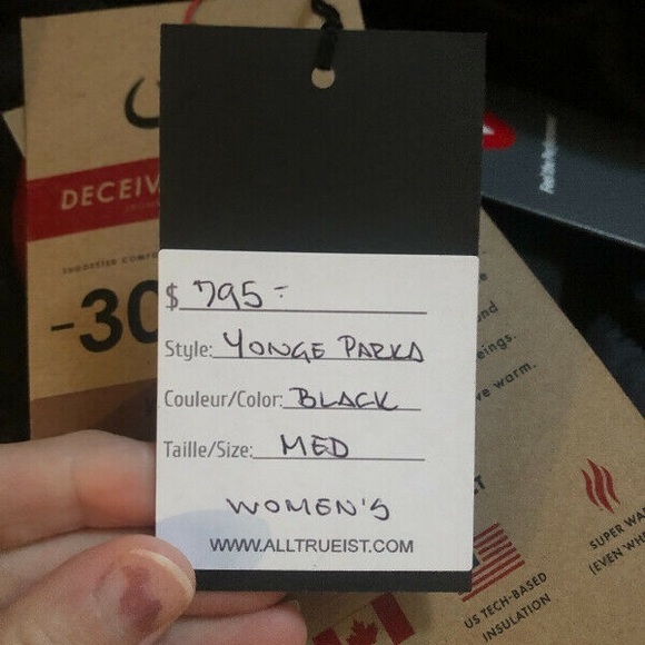 Wuxly Yonge Parka Sz-M Made in Canada - Picture 3 of 4